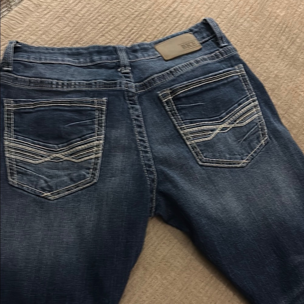 BKE Straight Blue Jeans with Vintage Distressing - Picture 3 of 8